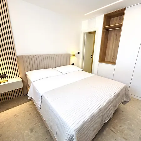 Marthinis Luxury